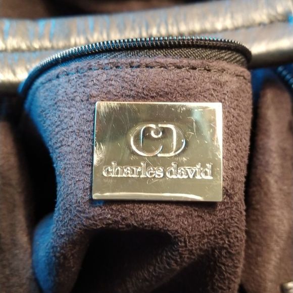 Charles David Large Leather Hobo Bag EUC - Picture 7 of 9